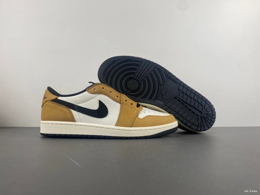  'Sail and 1 Low Air Golden CZ0790-107 Harvest' Jordan 0829